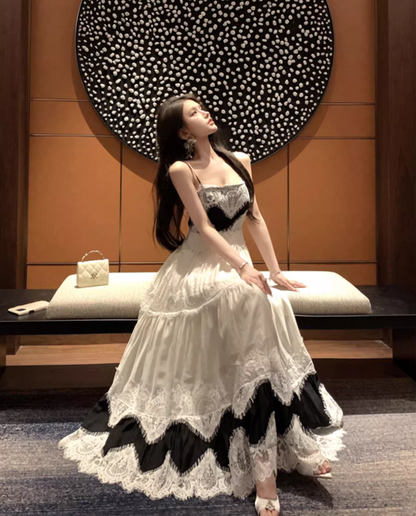 Modern Spaghetti Strap A-Line Maxi Dress Romantic Trimmed Lace Cinched-Waist Color-Block Long Dress AP3485