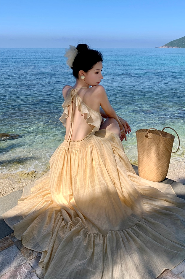 Flattering Spaghetti Strap A-Line Flowy Maxi Dress Minimalist Ruffles Hem Double Layers Long Dress AP3491