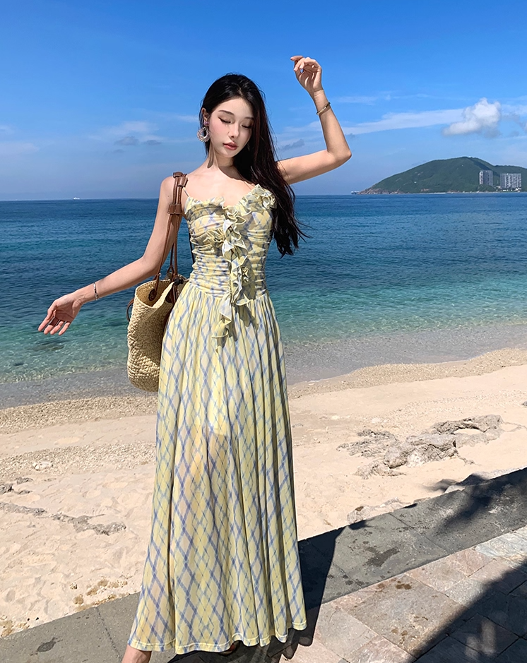 Stylish A-Line Trimmed Ruffles Maxi Dress Vintage Spaghetti Strap Cinched-Waist Plaid Flowy Hem Long Dress AP3493