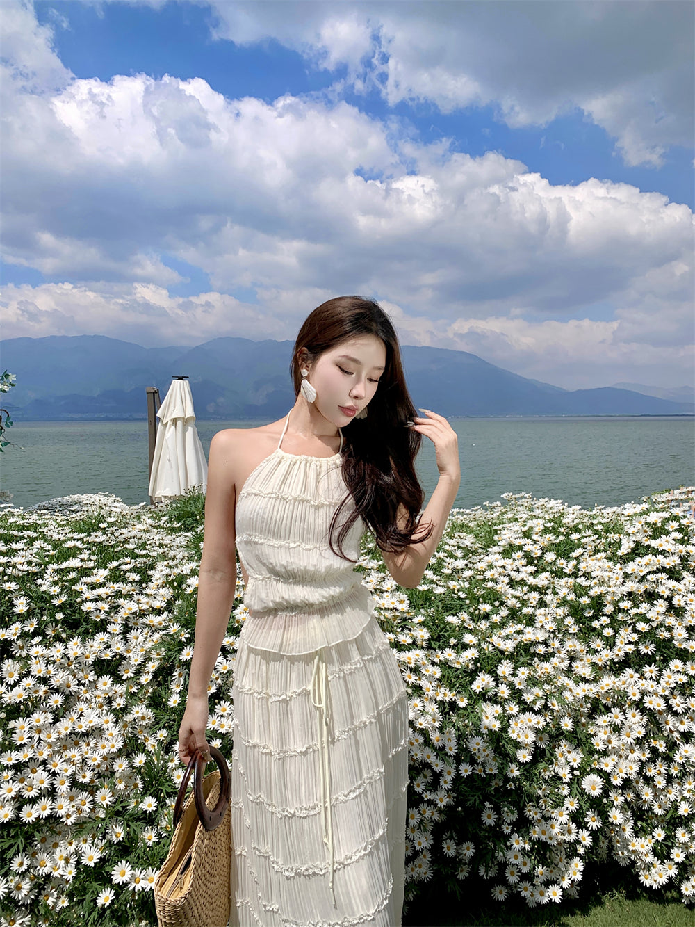 Glamorous A-Line 2-Piece Set Maxi Dress Casual Tie-Back Pleated Flowy White Halter Long Dress AP3509