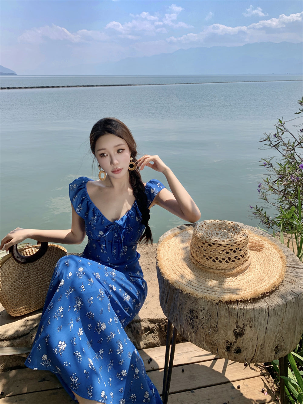 Alluring V Neck Sheath Floral Print Maxi Dress Romantic Ruffles Trim Cinched-Waist Long Dress AP3511