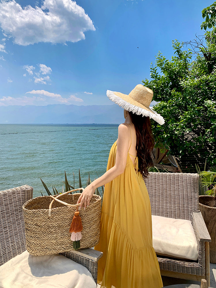 Minimalist A-Line Spaghetti Straps Flowy Maxi Dress Loose Fit Yellow Backless Long Dress AP3512