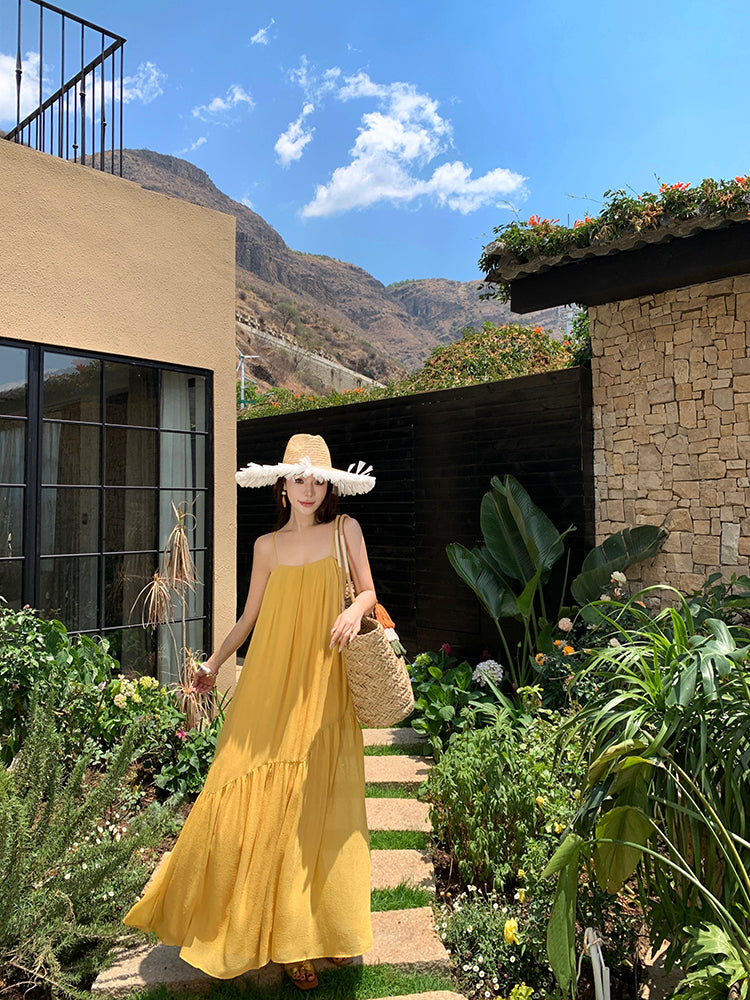 Minimalist A-Line Spaghetti Straps Flowy Maxi Dress Loose Fit Yellow Backless Long Dress AP3512