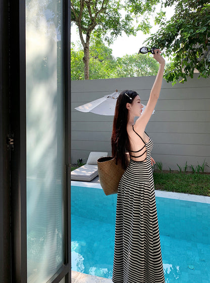 Ethereal A-Line Spaghetti Straps Backless Maxi Dress Novelty Black & White Striped Long Dress AP3513