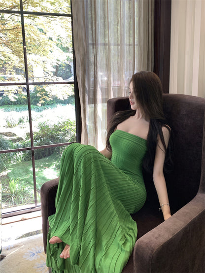 Artistic Strapless Flowy Cinched-Waist Maxi Dresses Vibrant A-Line Pleated Green Long Dress AP3516