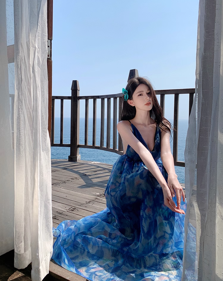 Sweet A-Line Spaghetti Straps Floral Print Maxi Dress Dreamy Flowy Crisscross Back Vacays Outfit Long Dress AP3519