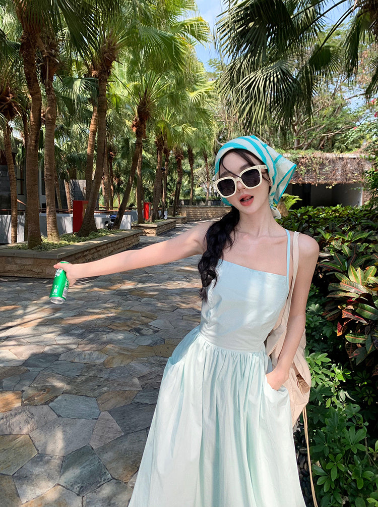 Chic A-Line Spaghetti Straps Simple Maxi Dress With Pocket Vibrant Crisscross Back Everyday Wear Long Dress AP3526