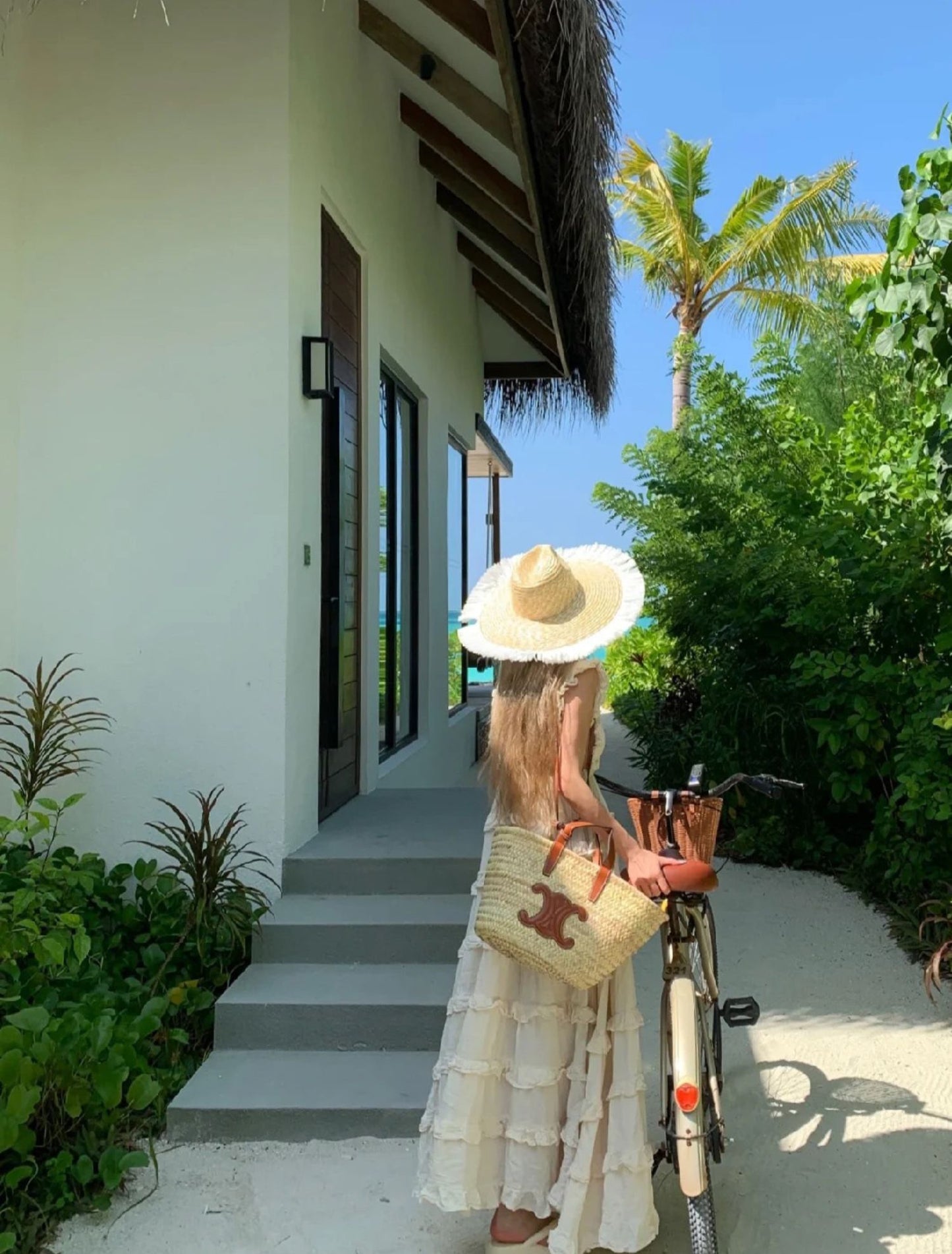 Wonderful V Neck A-Line Sleeveless Maxi Dress Dreamy Ruffles Tiered Hem Vacays Outfit Long Dress AP3535