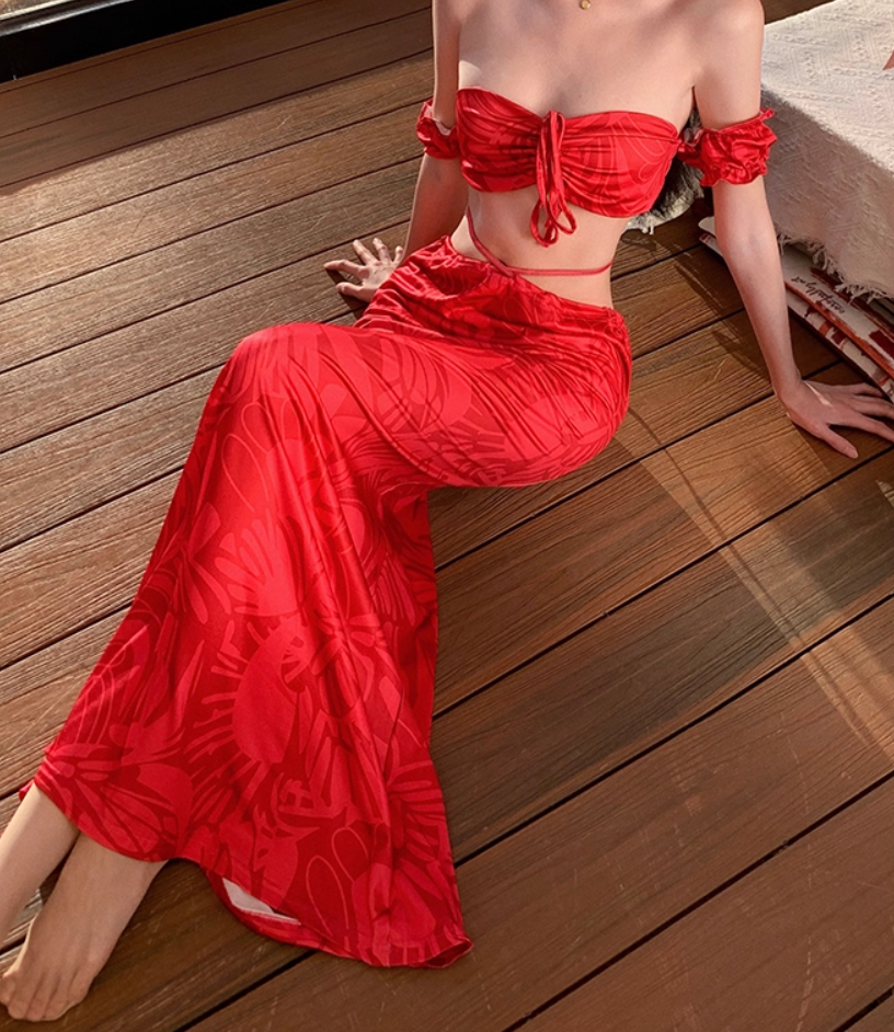 Delicate Off-Shoulder 2-Piece Set Red Maxi Dresses Dreamy Floral Print Sheath Open Waist Long Dress AP3551