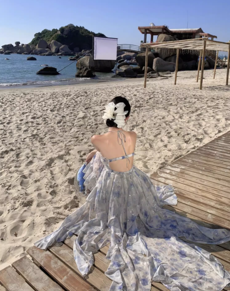 Glittering A-Line Backless Floral Print Maxi Dress Attractive Ruffles Trim Sequin Design Halter Long Dress AP3560