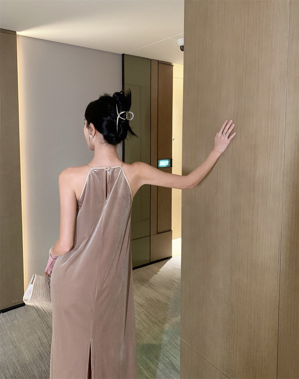 Charming Velvet Loose Fit Evening Maxi Dress Casual A-Line Flowy Hem Slit Halter Long Dress AP3568