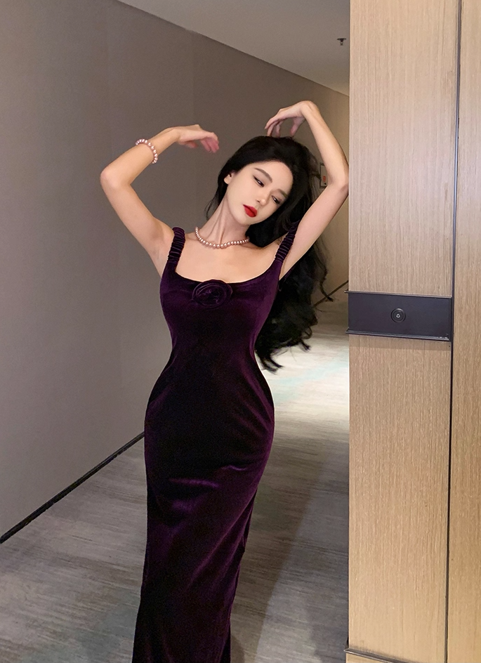 Minimalist Sheath 3D Floral Design Evening Maxi Dress Chic Velvet Spaghetti Straps Slit Long Dress AP3571