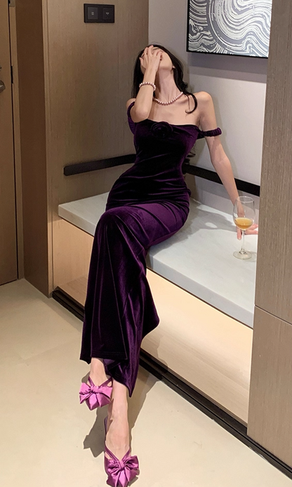 Minimalist Sheath 3D Floral Design Evening Maxi Dress Chic Velvet Spaghetti Straps Slit Long Dress AP3571