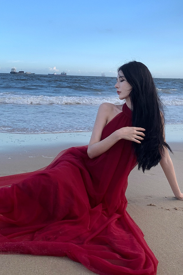 Stunning Sleeveless Tulle Layered Evening Maxi Dress Sexy A-Line Backless Red Halter Long Dress AP3576