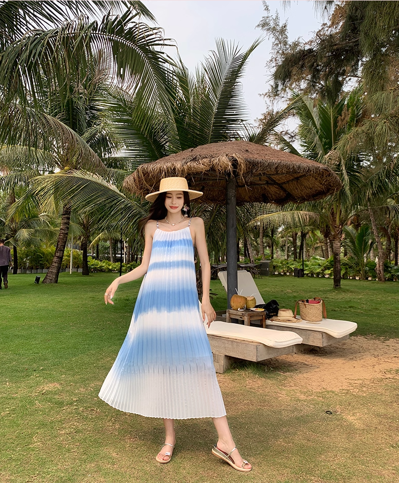 Classical Spaghetti Straps White & Blue Ombre Maxi Dress Novelty A-Line Pressed Pleated Long Dress AP3589