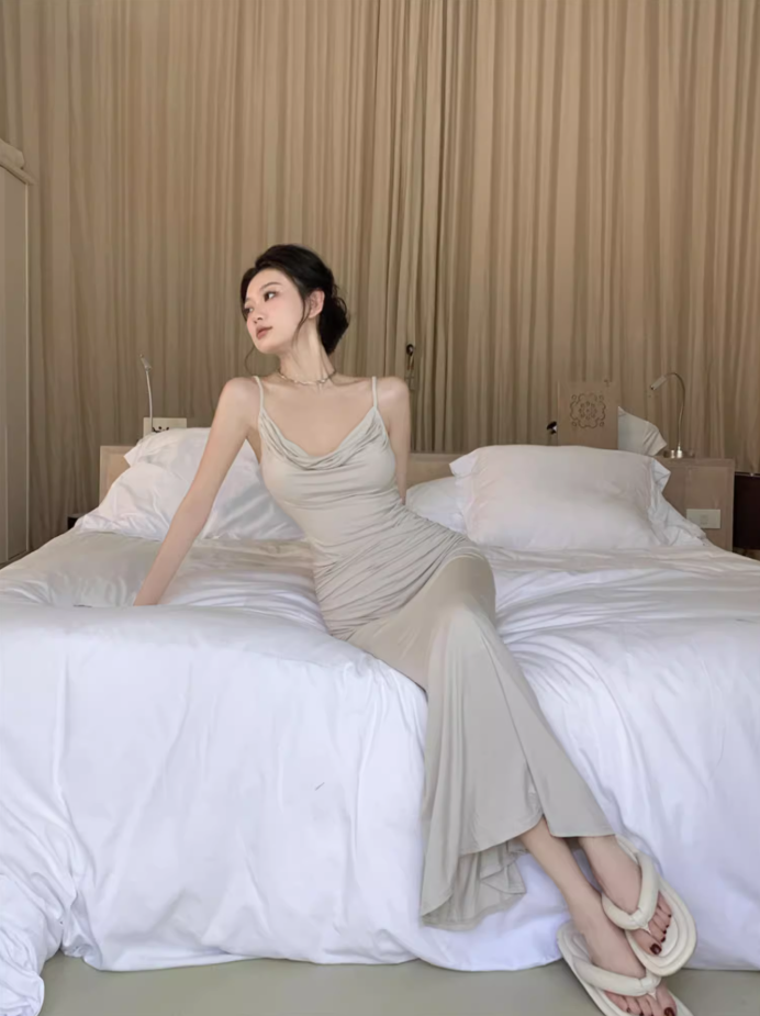 Elegant Cowl Neck Mermaid Maxi Dress Minimalism Spaghetti Straps Hottie Evening Long Dress AP3590