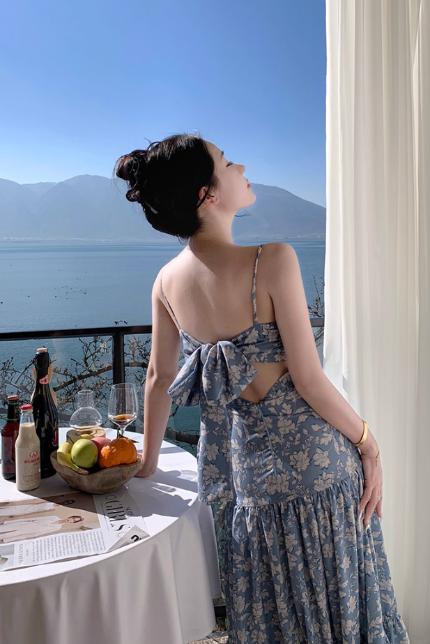 Fabulous A-Line Bow-Know Cutout Maxi Dress Vogue Floral Print Spaghetti Straps Cinched Bodice Long Dress AP3595