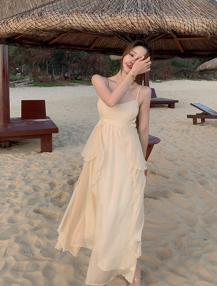 Superb A-Line Flowy Hem Maxi Dress Dreamy Spaghetti Straps Layered Tulle Long Dress AP3604