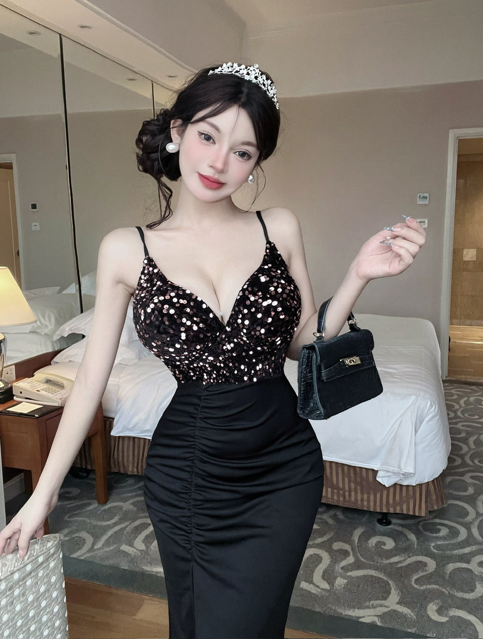 Sheen Pink Sequins High-Slit Maxi Dress Charming Black Spaghetti Strap Mermaid Long Dress AP3622