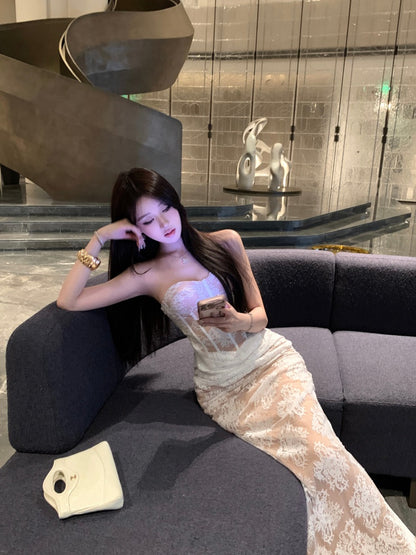 Gorgeous Strapless Backless Mermaid Evening Maxi Dresses Charming Lace Ruched Tulle Splicing Slit Long Dress AP3624