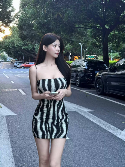 Stylish Bodycon Stripe Backless Mini Skirt Elegant Spaghetti Strap Parties Outfit Short Dress AP3641