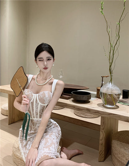 Vogue Sheath Spaghetti Straps Slit Midi Dress Elegant Lace Splicing Cinched-Waist Evening Long Dress AP3647