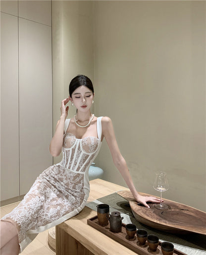 Vogue Sheath Spaghetti Straps Slit Midi Dress Elegant Lace Splicing Cinched-Waist Evening Long Dress AP3647