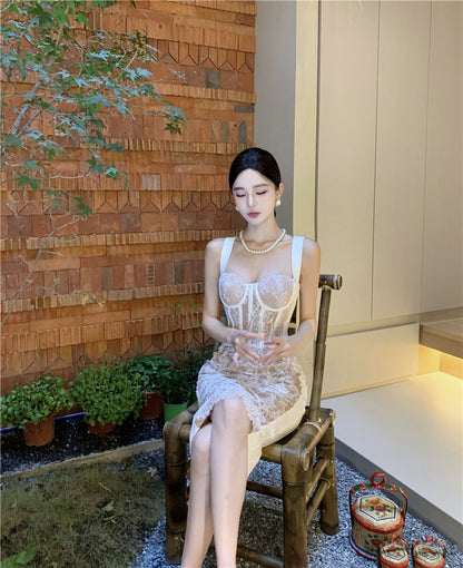 Vogue Sheath Spaghetti Straps Slit Midi Dress Elegant Lace Splicing Cinched-Waist Evening Long Dress AP3647