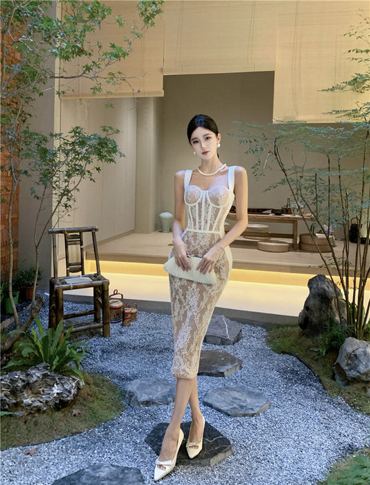 Vogue Sheath Spaghetti Straps Slit Midi Dress Elegant Lace Splicing Cinched-Waist Evening Long Dress AP3647