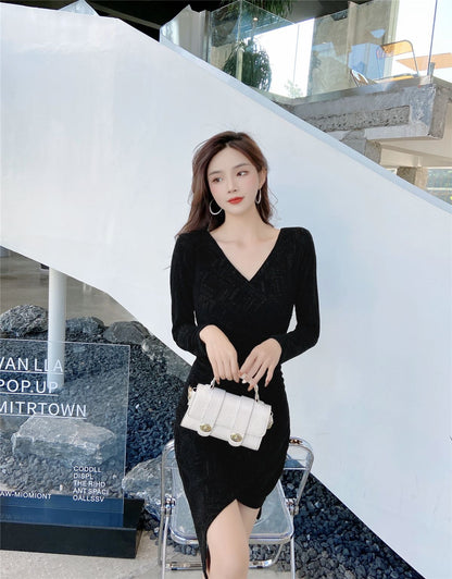 Gen Z Style V Neck Long Sleeve Sheath Mini Dress Simple Asymmetric Hem Black Short Dress AP3655