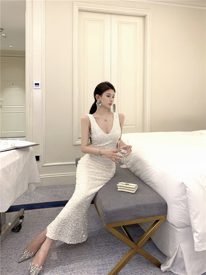 Enchanting V Neck Simple Evening Maxi Dress Fashion Glittering Sequins Design Mermaid Long Dress AP3666
