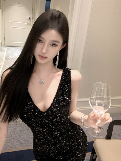 Superb Black Mermaid Evening Maxi Dress Sparkly Sequins Accent V Neck Long Dress AP3667