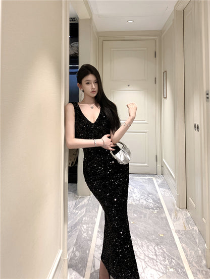 Superb Black Mermaid Evening Maxi Dress Sparkly Sequins Accent V Neck Long Dress AP3667