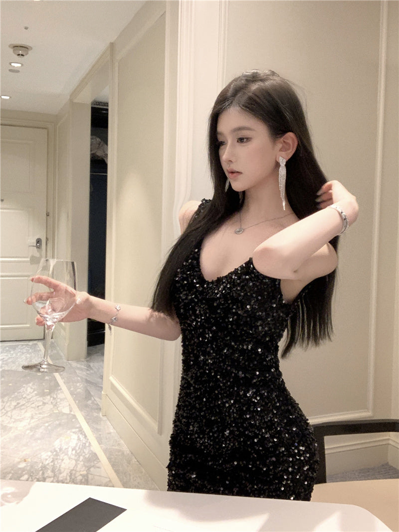 Superb Black Mermaid Evening Maxi Dress Sparkly Sequins Accent V Neck Long Dress AP3667