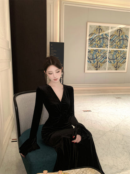 Amazing V Neck Long Bell Sleeve Maxi Dress Romantic Mermaid Minimalism Black Long Dress AP3669