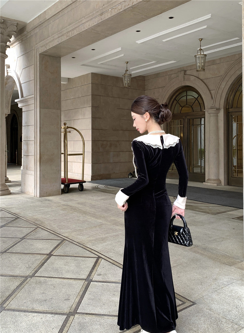 Fabulous Long Sleeve Embroidered Jewel Neck Maxi Dress French Style Mermaid Black Long Dress AP3676