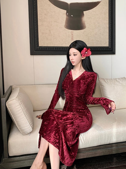 Luxury Mermaid V Neck Red Maxi Dress Sexy Long Sleeve Velvet Evening Long Dress AP3679