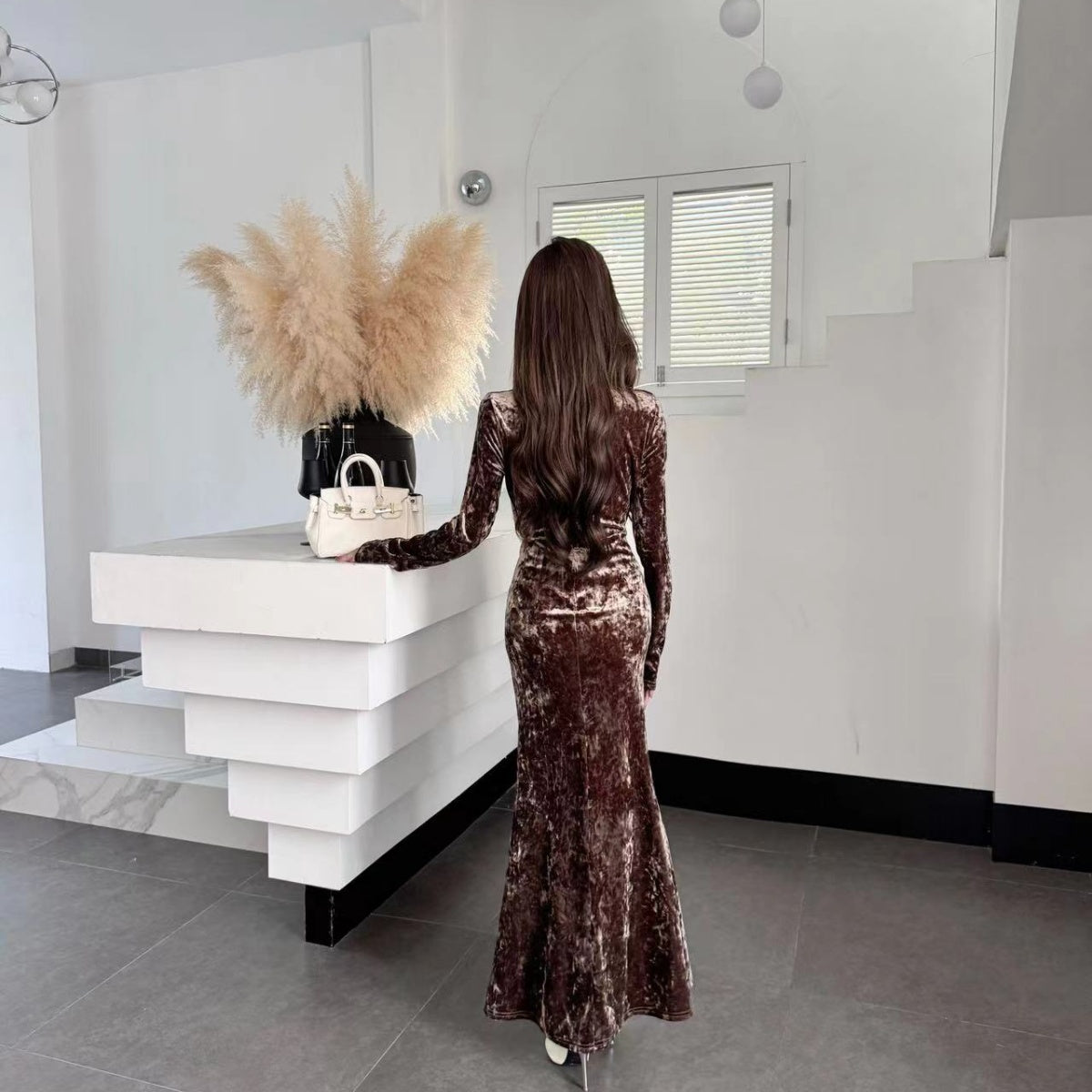 Elegant Mermaid Long Sleeve Maxi Dress Vintage V Neck Velvet Red Evening Long Dress AP3681