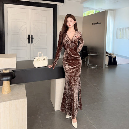 Elegant Mermaid Long Sleeve Maxi Dress Vintage V Neck Velvet Red Evening Long Dress AP3681