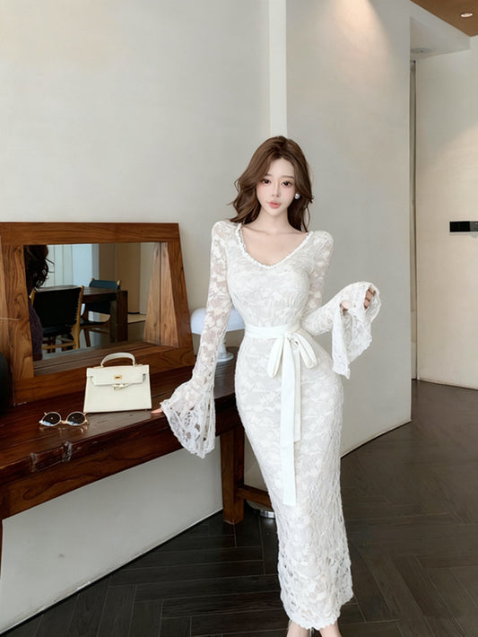 Glamorous Long Bell Sleeve Lace Splicing Sheath Maxi Dress Romantic Crystals Accent V Neck Evening Long Dress AP3706