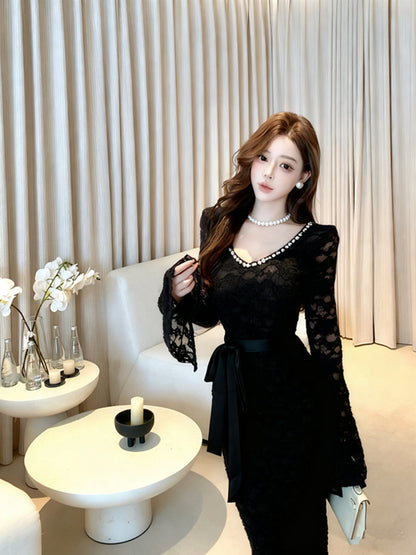 Dramatic Lace Splicing Sheath V Neck Maxi Dress Sexy Crystals Accent Long Bell Sleeve Evening Long Dress AP3707