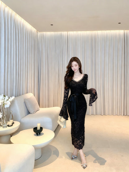 Dramatic Lace Splicing Sheath V Neck Maxi Dress Sexy Crystals Accent Long Bell Sleeve Evening Long Dress AP3707