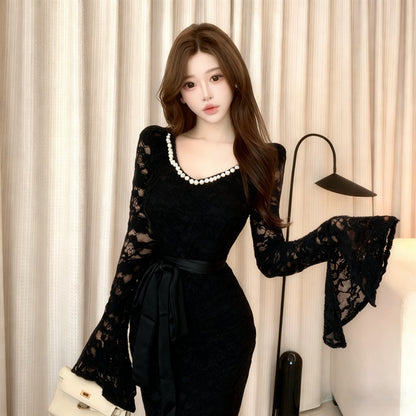 Dramatic Lace Splicing Sheath V Neck Maxi Dress Sexy Crystals Accent Long Bell Sleeve Evening Long Dress AP3707