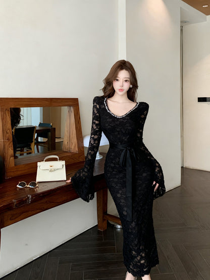 Dramatic Lace Splicing Sheath V Neck Maxi Dress Sexy Crystals Accent Long Bell Sleeve Evening Long Dress AP3707