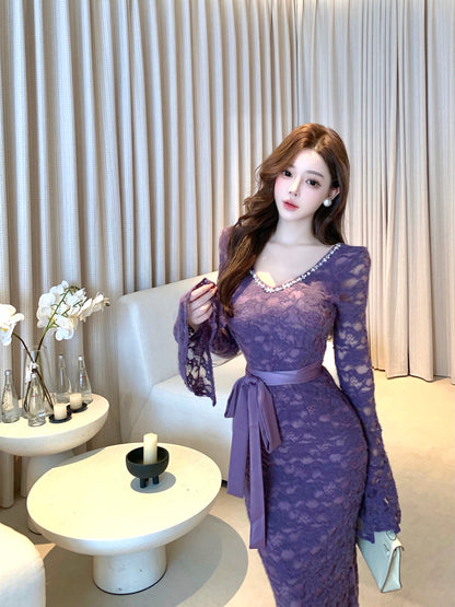 Stunning Crystals Accent V Neck Lace Splicing Maxi Dress Vogue Long Bell Sleeve Sheath Evening Long Dress AP3708