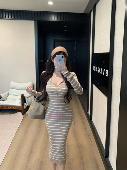 Charming Stripe Hooded V Neck Long Sleeve Maxi Dress Fashionable Zipper Design Sheath Long Dress AP3715