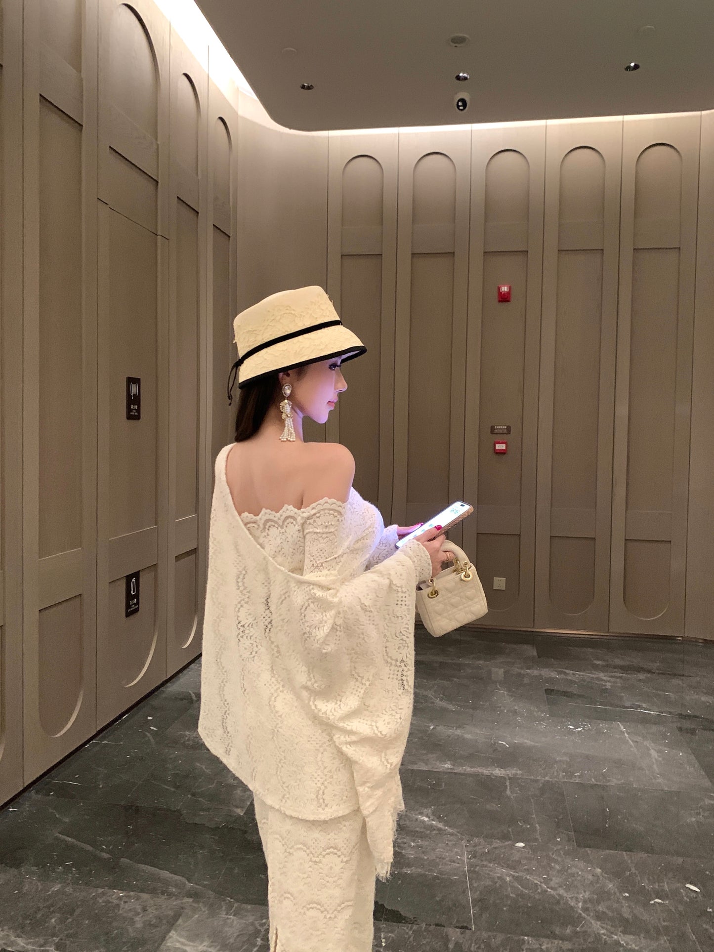 Princess Sheath Long Sleeve Slit Evening Maxi Dress Chic Lace Splicing Off-Shoulder Long Dress AP3728