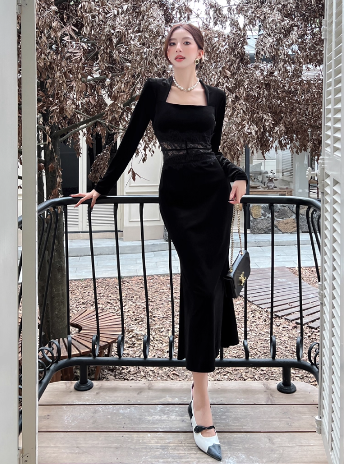 Everyday Wear Square Neck Velvet Black Maxi Dress French-Inspired Long Sleeve Lace Splicing Mermaid Long Dress AP3737