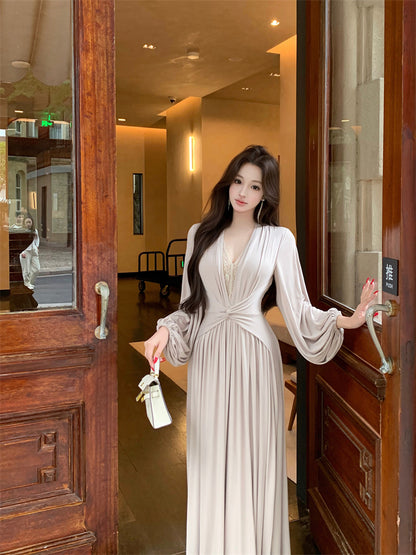 Wonderful V Neck Lace Splicing Maxi Dress Flowy Long Sleeve A-Line Cinched-Waist Long Dress AP3743