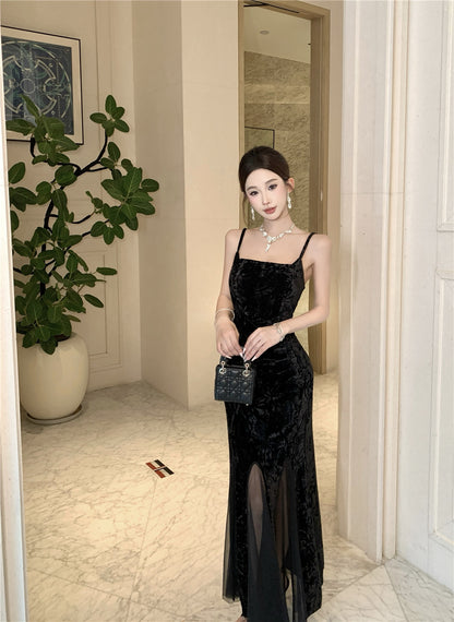 Appealing Spaghetti Strap Black Velvet Maxi Dress Unique Sheer Tulle Splicing Mermaid Long Dress AP3745